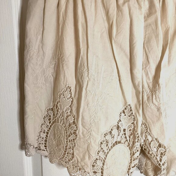 One 5 One Women's Crochet Cream Shorts Lined Size L Cotton - Picture 4 of 8